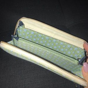 Vineyard Vines Wallet